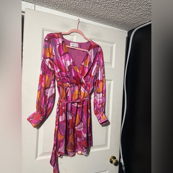 Adeline Rae haven belted surplice mini dress in ultra pink floral - Picture 4 of 5